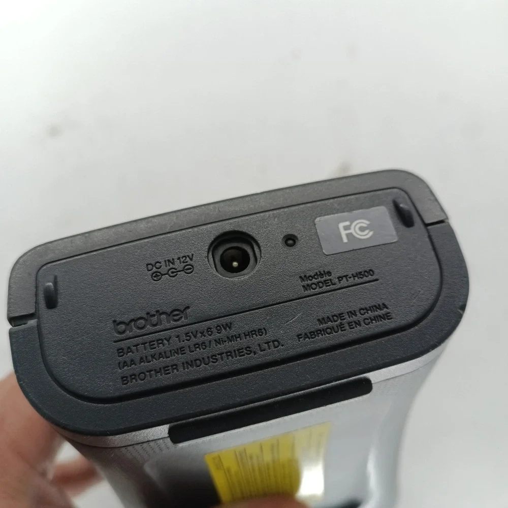 Brother P-Touch PT-H500 Handheld Label Maker Black Office Industrial a10